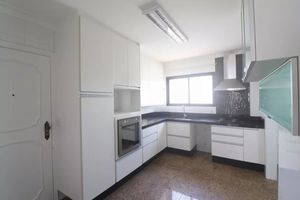 Image 3 - 890121