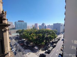 Image 29 - 890127