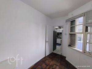 Image 7 - 890128