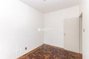 Image 17 - 890129