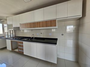Image 19 - 890164