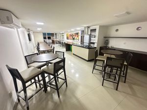 Image 14 - 890213