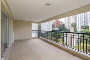 Image 6 - 890223