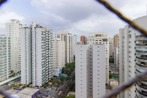 Image 4 - 890225