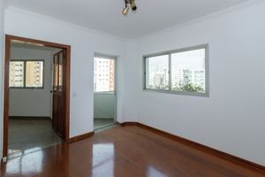 Image 9 - 890225