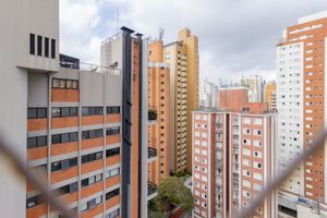 Image 51 - 890225