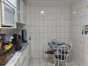 Image 12 - 890238