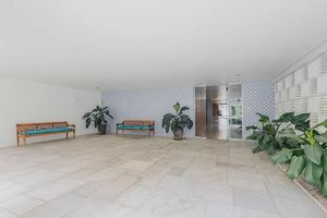 Image 32 - 890240