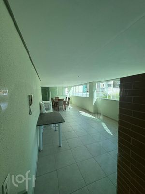 Image 27 - 890241