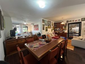 Image 4 - 890257