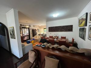 Image 3 - 890257