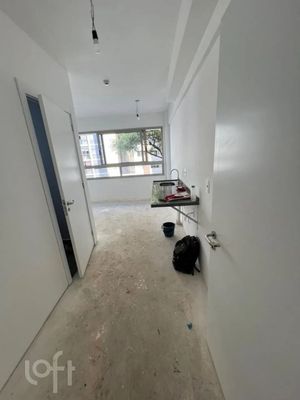 Image 2 - 890265