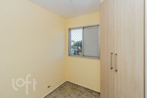 Image 8 - 890268