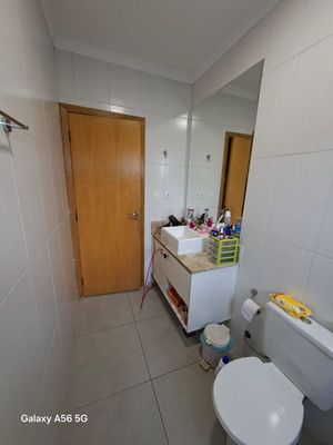 Image 17 - 890280