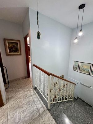Image 16 - 890315
