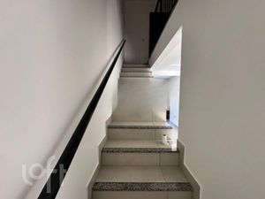Image 13 - 890317