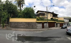 Image 13 - 890339