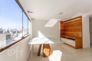 Image 9 - 890349