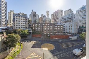 Image 3 - 890349