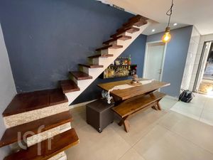 Image 2 - 890363
