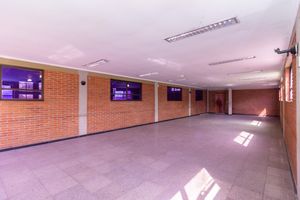 Image 14 - 890394