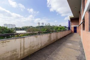 Image 18 - 890394