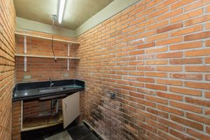 Image 23 - 890394