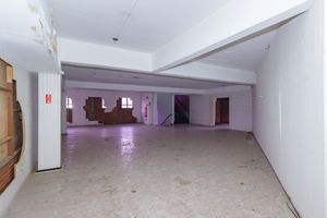 Image 42 - 890394