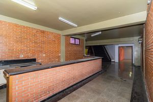 Image 61 - 890394