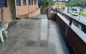 Image 4 - 890394