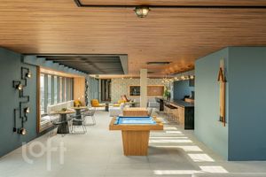 Image 13 - 890401