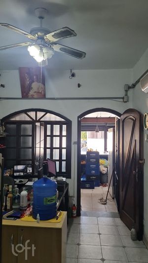 Image 4 - 890418