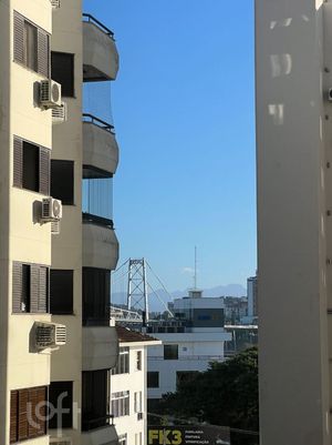Image 1 - 890420