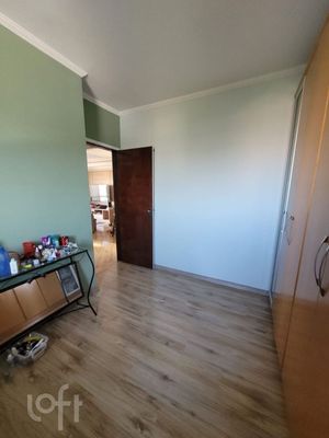 Image 6 - 890421