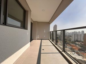 Image 12 - 890425