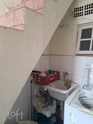 Image 15 - 890426