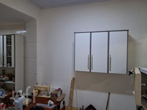 Image 3 - 890426