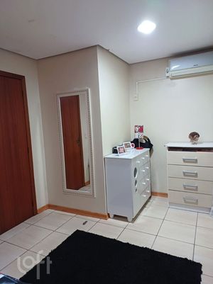 Image 11 - 890428