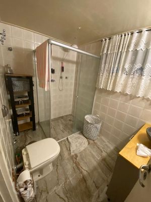 Image 9 - 890432