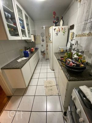 Image 5 - 890432