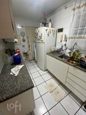 Image 4 - 890432
