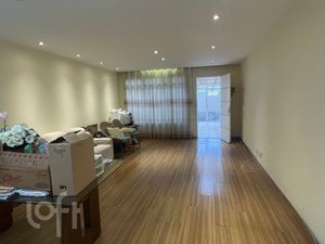 Image 7 - 890433