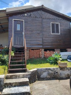 Image 8 - 890439