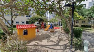 Image 7 - 890448