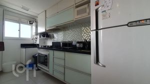 Image 5 - 890448