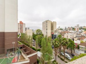 Image 24 - 890452