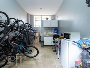 Image 35 - 890452
