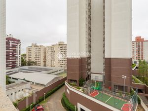 Image 23 - 890452
