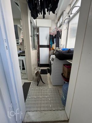 Image 2 - 890468