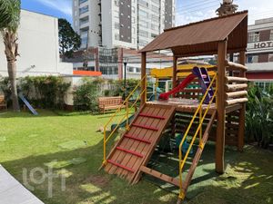 Image 24 - 890483